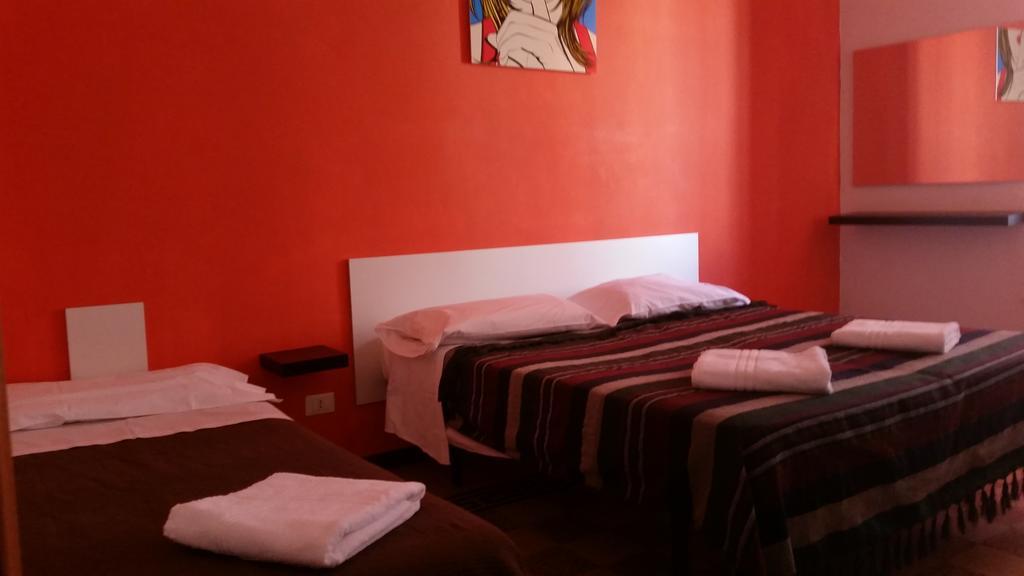 Guesthouse Ava โรม ห้อง รูปภาพ