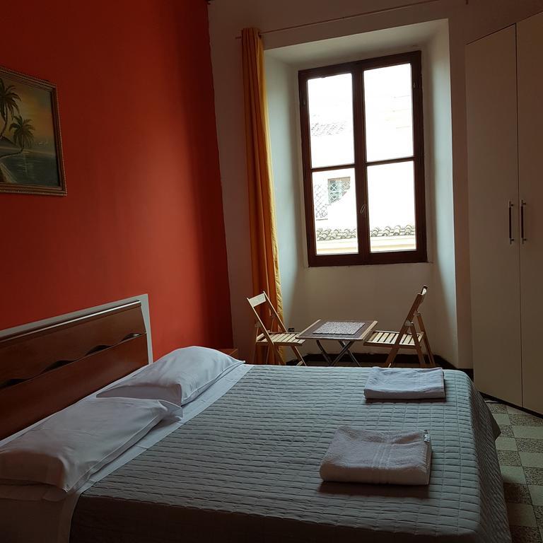 Guesthouse Ava โรม ภายนอก รูปภาพ