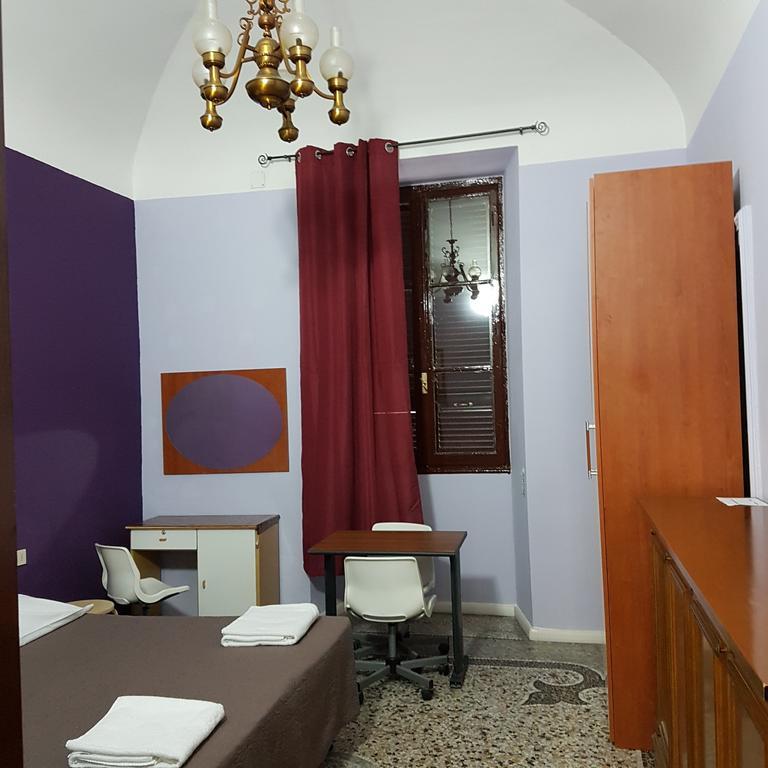 Guesthouse Ava โรม ภายนอก รูปภาพ